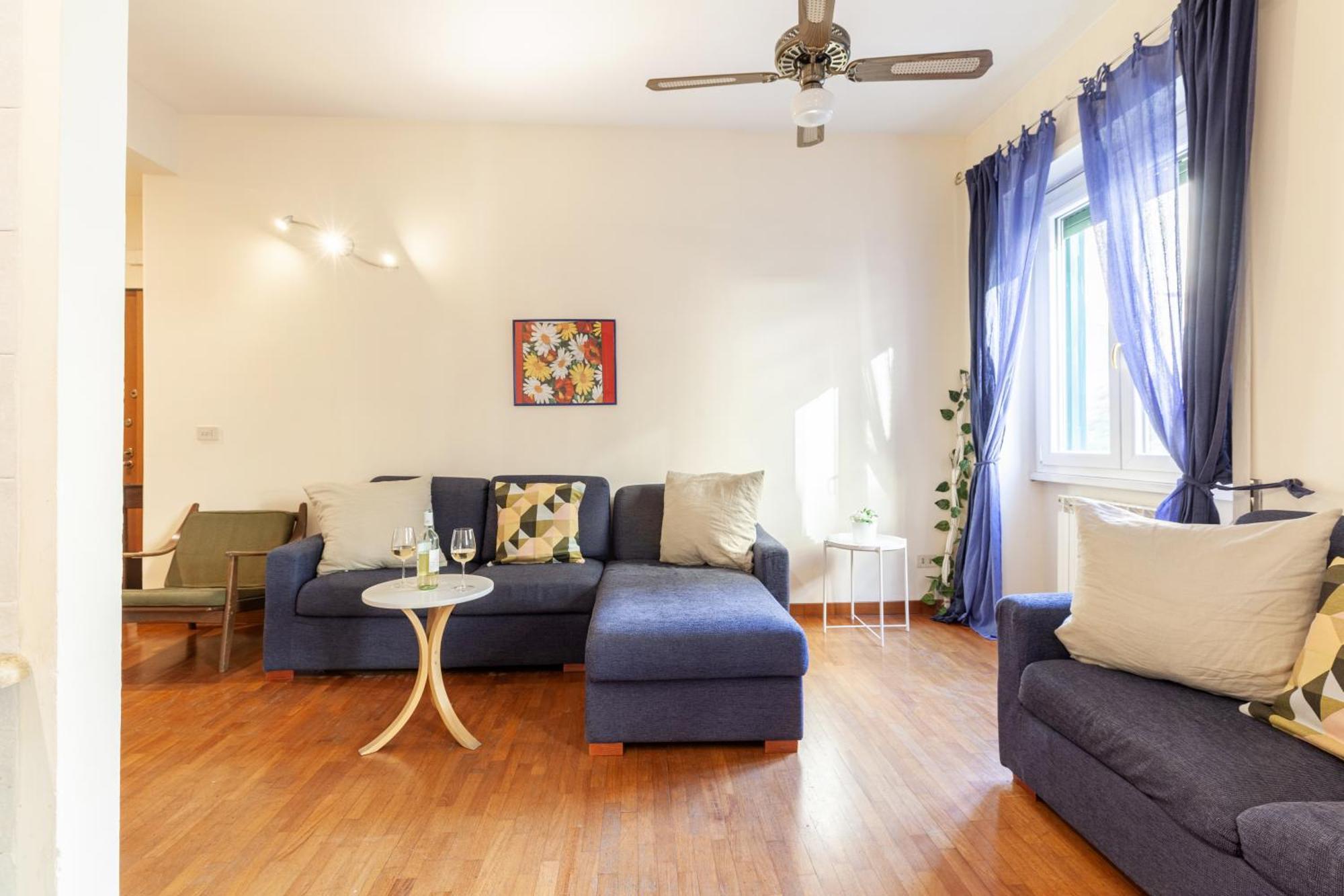 Hostly - Trieste Appartement